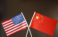 中美国旗.jpg